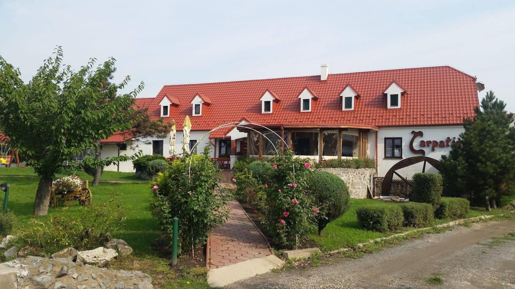 Hotel Carpatia Братислава Экстерьер фото